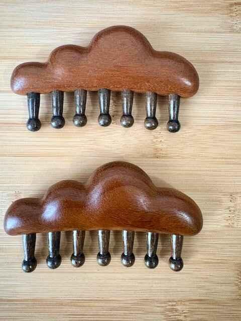 Cloud Sandalwood Gua Sha Comb