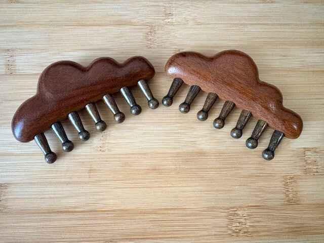 Cloud Sandalwood Gua Sha Comb
