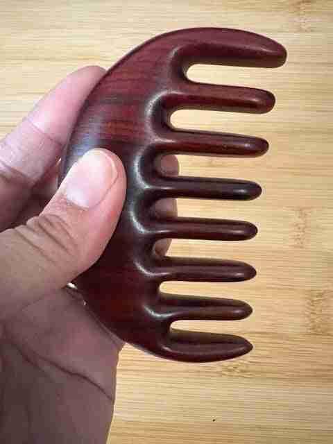 Purple Sandalwood Half-Moon Gua Sha Comb