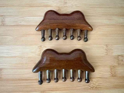 Frog Sandalwood Gua Sha Comb